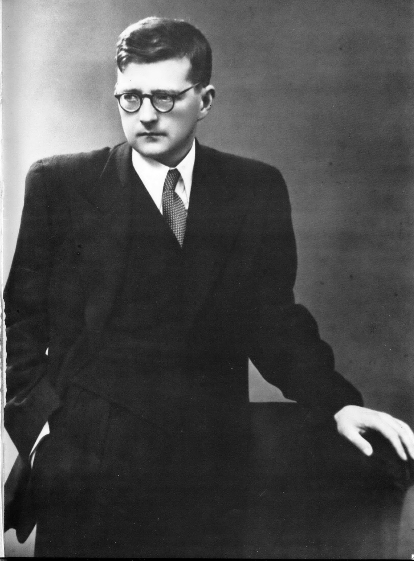 Дмитрий Дмитриевич Шостакович молодой